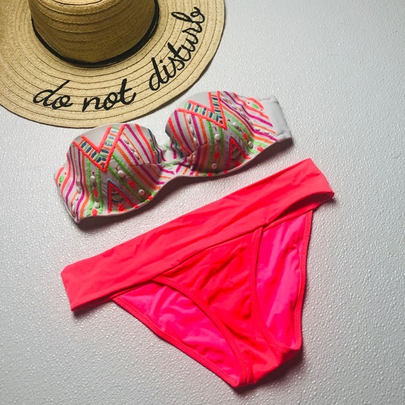 Victoria's Secret Other - Victoria’s Secret Swim bandeau boho bikini set 34B